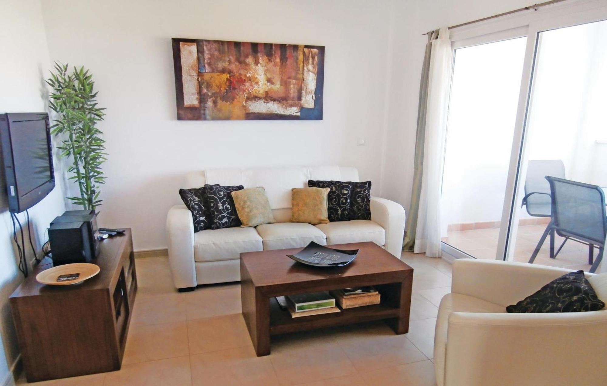 2 Bedroom Beautiful Apartment In Sucina Kültér fotó