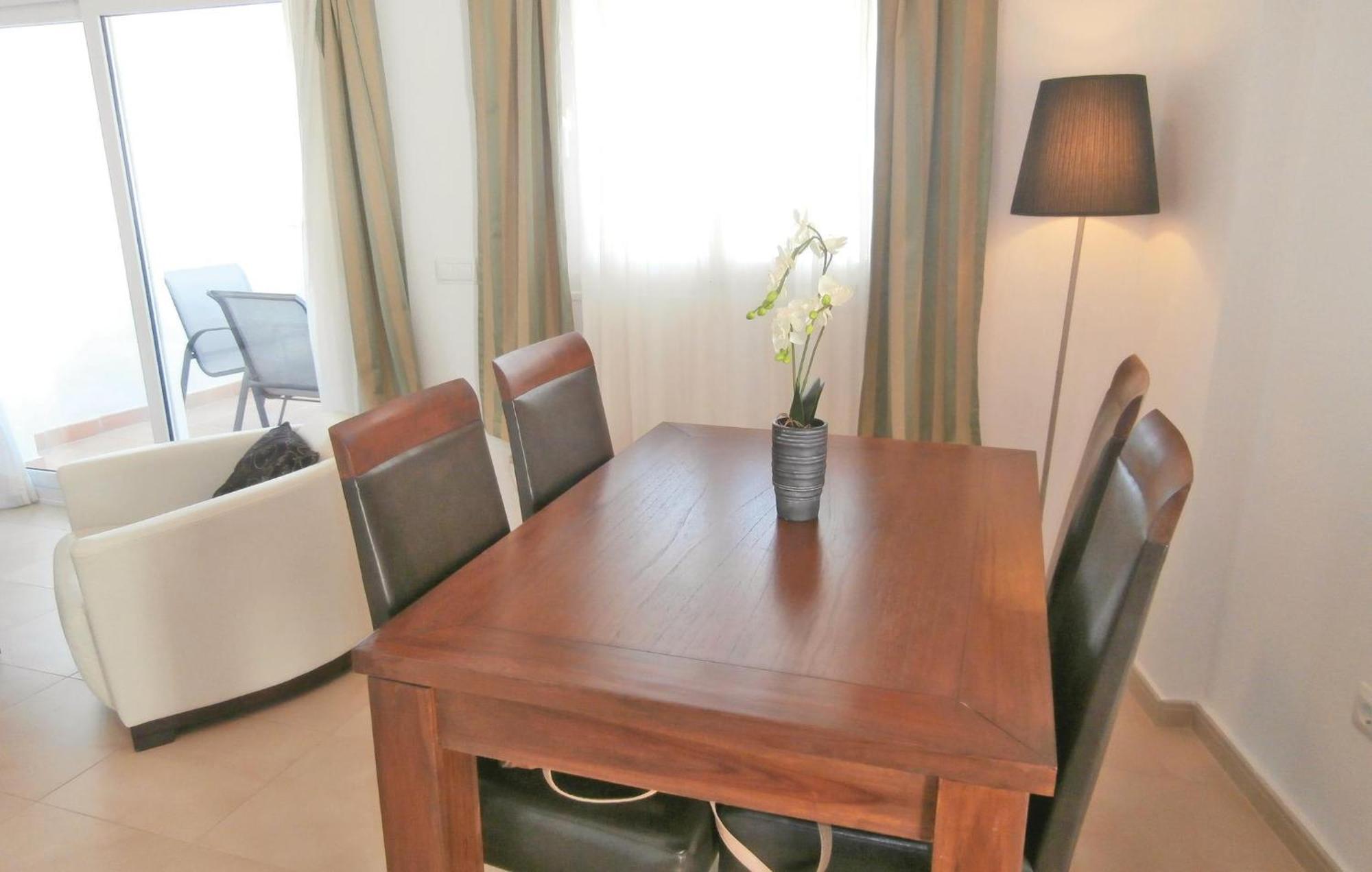 2 Bedroom Beautiful Apartment In Sucina Kültér fotó